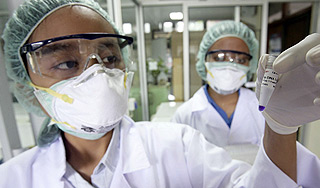 Китайцы обвинили США в вирусной атаке Китайцы обвинили США в вирусной атаке