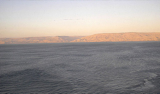 На дне библейского озера найдена пирамида На дне библейского озера найдена пирамида