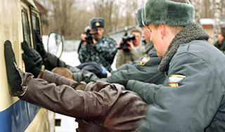 Полиция задержала грабителей с варежкой Полиция задержала грабителей с варежкой