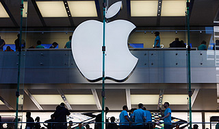 Apple за день потеряла $22 миллиарда Apple за день потеряла $22 миллиарда