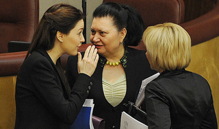 В Госдуме началась эпидемия разводов В Госдуме началась эпидемия разводов