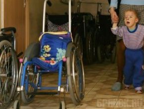 Пенсию детям-инвалидам увеличили на полторы тысячи рублей