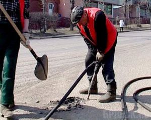 В Брянске составили список дорог для проведения ремонта