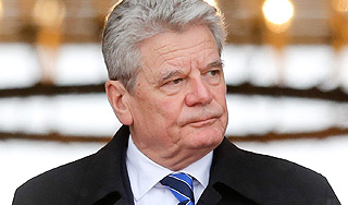 Президент ФРГ получил бомбу в письме Президент ФРГ получил бомбу в письме