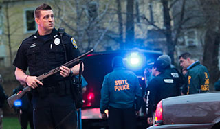 ФБР проверяет связь Царнаевых и Умарова ФБР проверяет связь Царнаевых и Умарова