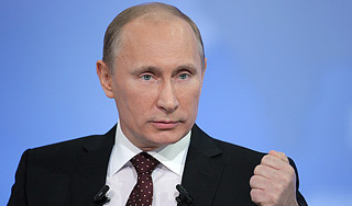 Россияне спросят Путина про Сердюкова Россияне спросят Путина про Сердюкова