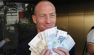 Кипр спишет деньги со счетов школ Кипр спишет деньги со счетов школ