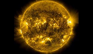 Три года жизни Солнца за три минуты Три года жизни Солнца за три минуты