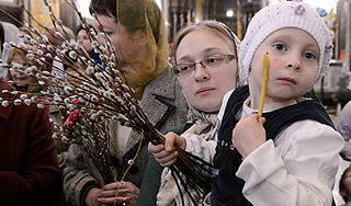 Христиане отмечают Вербное воскресенье Христиане отмечают Вербное воскресенье