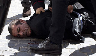 В Риме при передаче власти открыли стрельбу В Риме при передаче власти открыли стрельбу