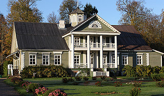 Россиянам хотят вернуть родовые усадьбы Россиянам хотят вернуть родовые усадьбы