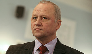 Главный судостроитель отправлен в отставку Главный судостроитель отправлен в отставку