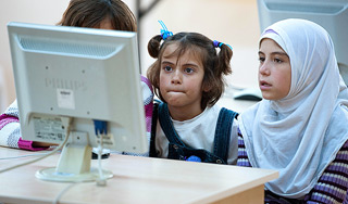 В Сирии отключили Интернет и сотовую связь В Сирии отключили Интернет и сотовую связь