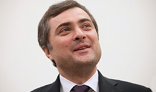 Сурков напишет политическую комедию Сурков напишет политическую комедию