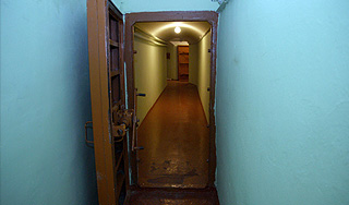 В Риме открыли бункеры Муссолини В Риме открыли бункеры Муссолини