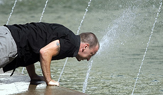 Москва побила рекорд по жаре Москва побила рекорд по жаре