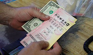 Американцы сорвали джек-пот в $475 млн Американцы сорвали джек-пот в $475 млн