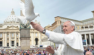 Папа Римский осудил культ денег Папа Римский осудил культ денег