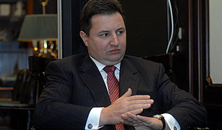 Глава Росбанка отвергает обвинения Глава Росбанка отвергает обвинения