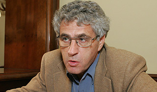 Гозман играет в "гестапо" Гозман играет в "гестапо"