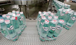 Первая партия "Боржоми" пришла в Россию Первая партия "Боржоми" пришла в Россию