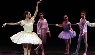 Зарплата работников культуры выросла на 50% Зарплата работников культуры выросла на 50%