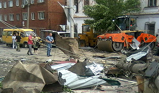 Микросмерч под Тулой разрушил 100 домов Микросмерч под Тулой разрушил 100 домов