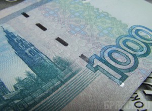 Женщина не смогла договориться с полицейским за тысячу рублей