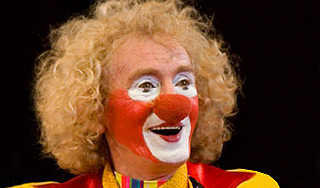 Задержаны подозреваемые в убийстве клоуна Задержаны подозреваемые в убийстве клоуна