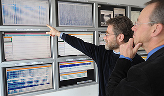 Японию готовят к мощному землетрясению Японию готовят к мощному землетрясению