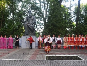 На земле Бояна наградили деятелей культуры