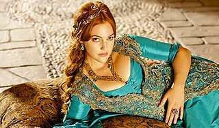 Врачи спасают звезду "Великолепного века" Врачи спасают звезду "Великолепного века"