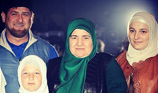 По ТВ показали клип дочери Кадырова По ТВ показали клип дочери Кадырова