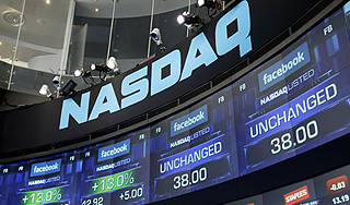 Nasdaq выплатит рекордный штраф Facebook Nasdaq выплатит рекордный штраф Facebook