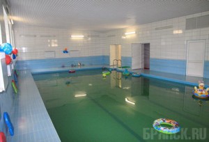 В брянской школе №60 детям вернули бассейн