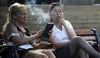 В России вступил в силу антитабачный закон В России вступил в силу антитабачный закон