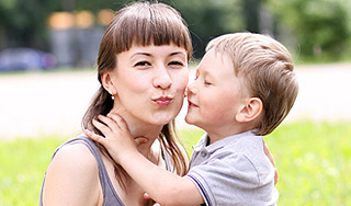 К лету у россиян вырос оптимизм К лету у россиян вырос оптимизм