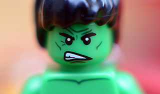 Игрушки LEGO обвинили в излишней суровости Игрушки LEGO обвинили в излишней суровости