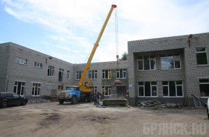 К сентябрю планируют завершить капремонт четырех брянских детсадов