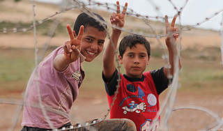 Евросоюз выделит сирийцам 400 млн евро Евросоюз выделит сирийцам 400 млн евро