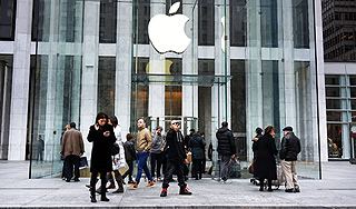 Apple обменяет старый iPhone на новый Apple обменяет старый iPhone на новый