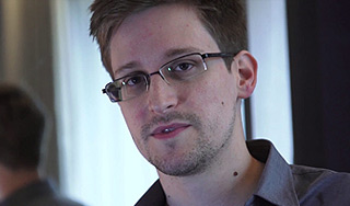 Россия готова дать убежище информатору ЦРУ Россия готова дать убежище информатору ЦРУ