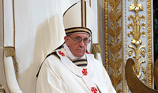 Папа Римский призвал церковь к бедности Папа Римский призвал церковь к бедности