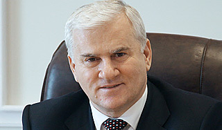 Арестованный мэр Махачкалы вскрыл вены Арестованный мэр Махачкалы вскрыл вены