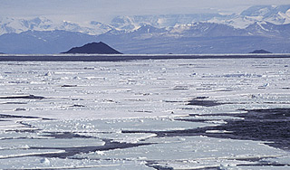 В Антарктиде найдены три пирамиды В Антарктиде найдены три пирамиды