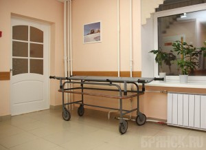 Столб стал причиной рваной раны промежности