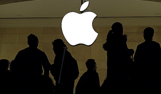 Apple опубликовала запросы властей США Apple опубликовала запросы властей США