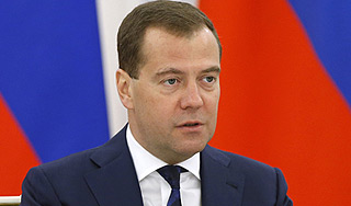 Медведев: Доходы бюджета выросли на 10,5% Медведев: Доходы бюджета выросли на 10,5%