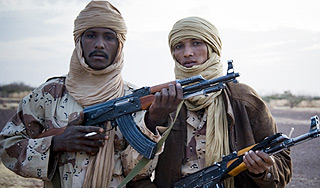 Власти Мали и туареги заключили мир Власти Мали и туареги заключили мир