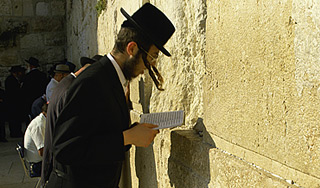 У Стены плача охранник убил израильтянина У Стены плача охранник убил израильтянина